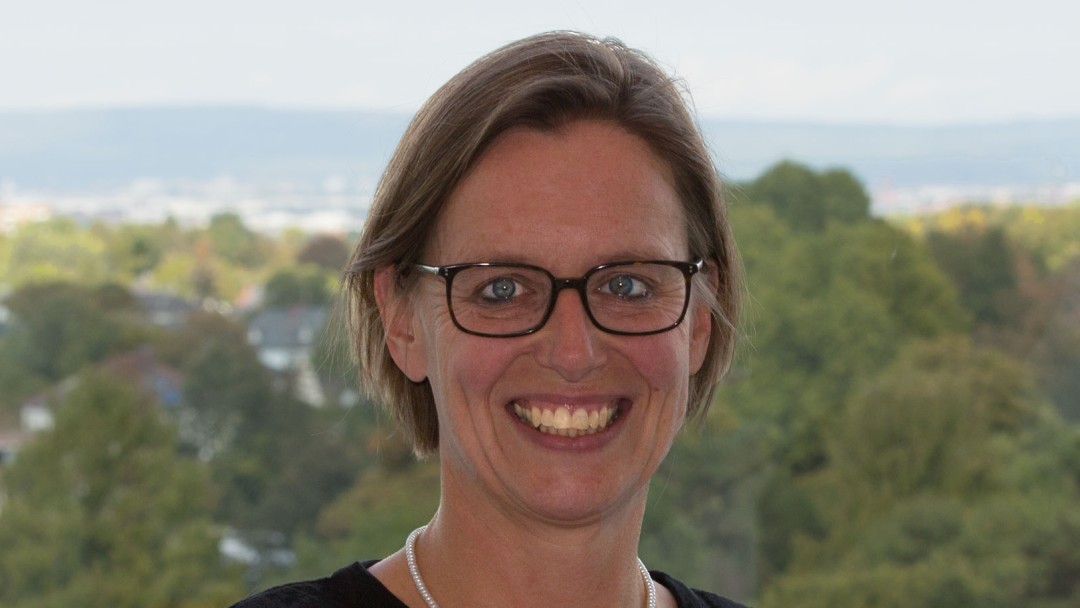 Barbara Schnell